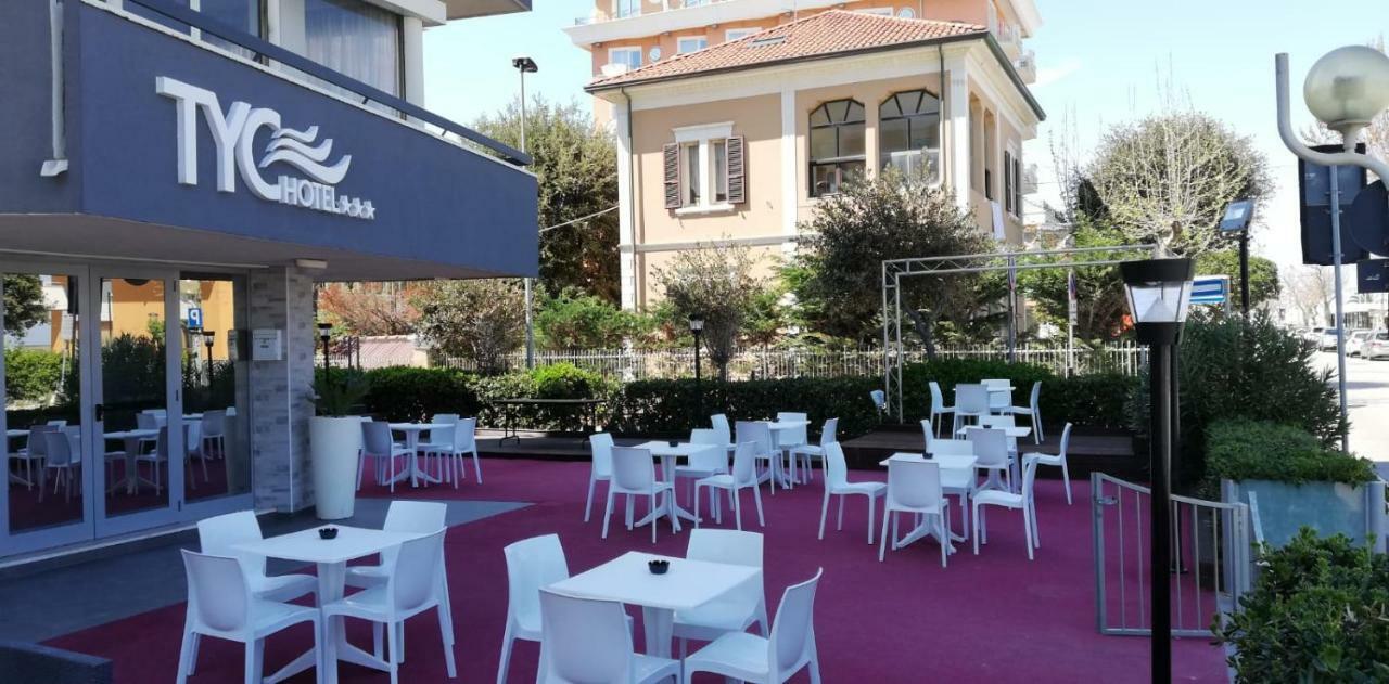 Tyc Hotel Viserbella di Rimini Екстериор снимка