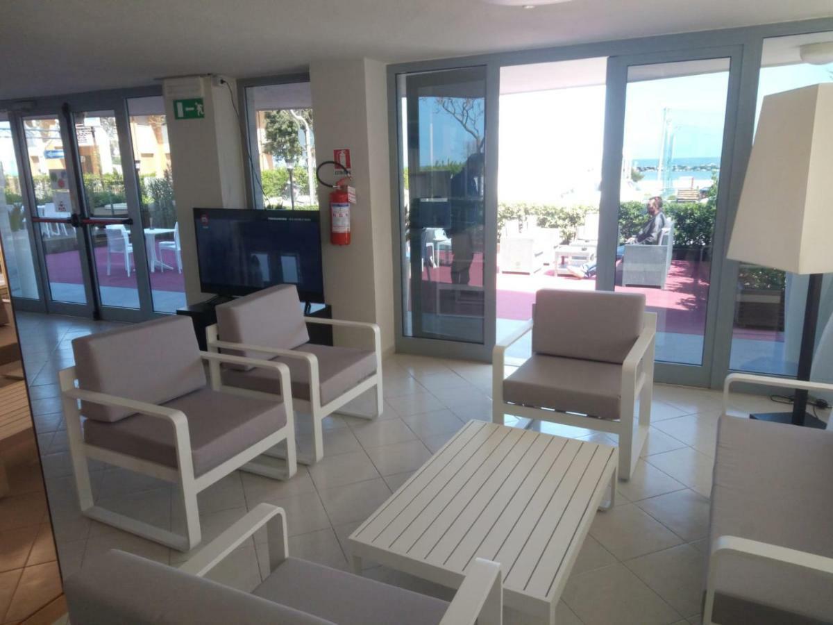 Tyc Hotel Viserbella di Rimini Екстериор снимка